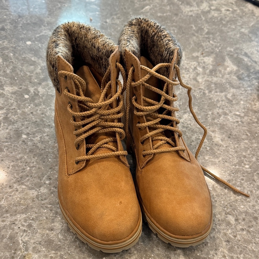 Cliff’s White Mountain Brown knit-Lined Winter Boots